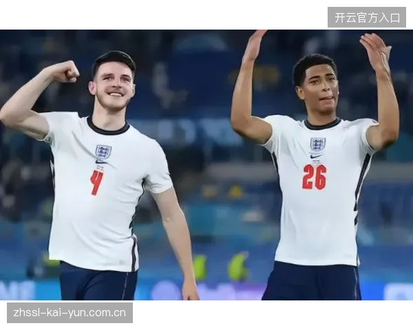 德克兰·赖斯坐镇中轴线，英格兰队用绝对控球优势压制哥斯达黎加